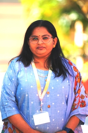 Dr. Aanal Rushabh Desai